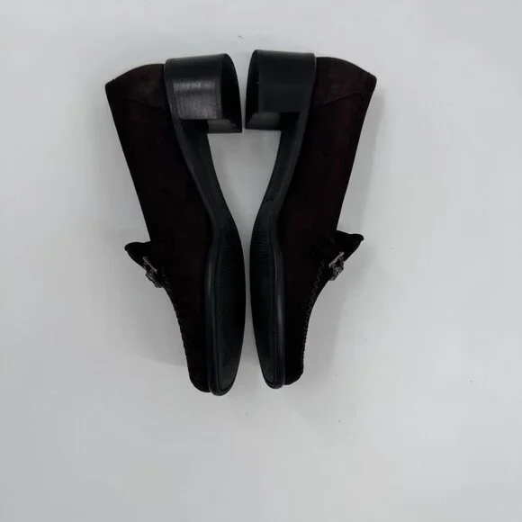 Stuart Weitzman Narrow Dark Brown Suede Loafers 7.5 AA With Chain Detail - Picture 5 of 9